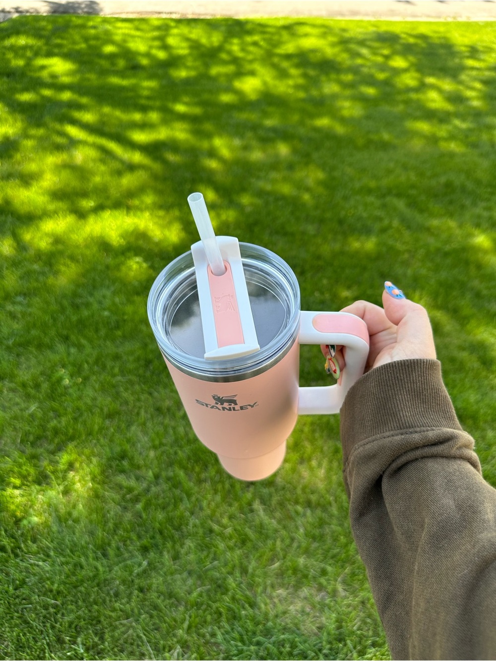 Stanley Peach Tumbler 🍑 White Handle Clear Lid - Picture 2 of 2